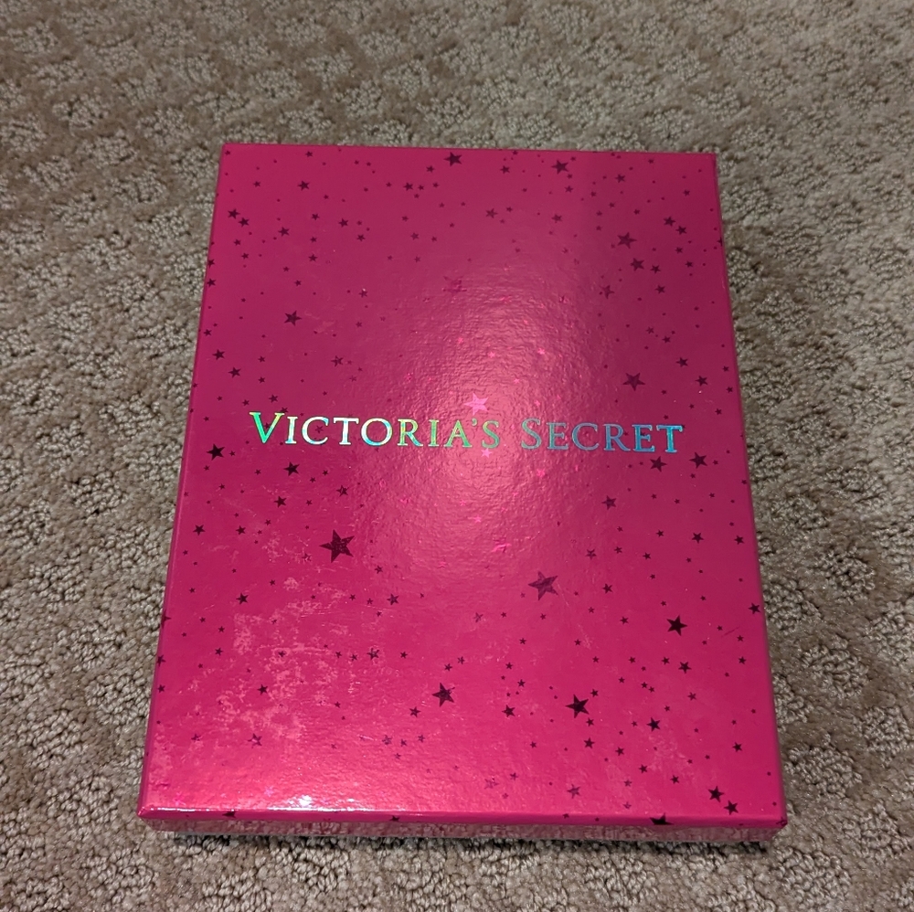 Victoria's Secret hat box